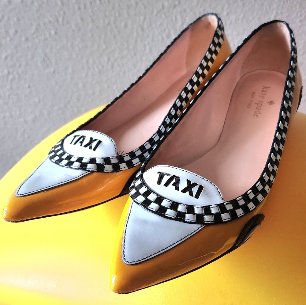 Kate Spade New York Go Taxi Cab Flats Shoes Patent Leather 6.5